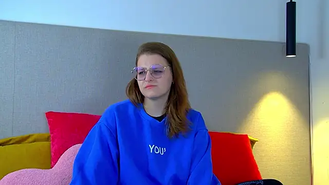 AlexaAvery online show from June 14, 2026, 6:14 am