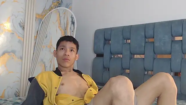 RONALDA HOT26 online show from June 21, 2026, 1:39 pm