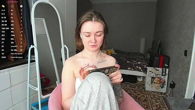 lasskatty online show from June 26, 2026, 11:27 am