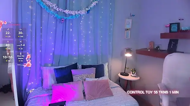 vanillafairy  online show from June 11, 2026, 8:28 pm