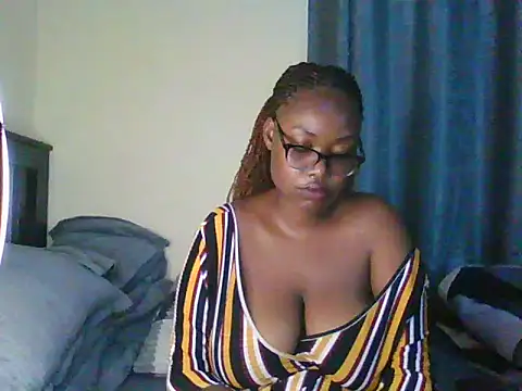 Sexy-Mish online show from June 17, 2026, 4:34 am