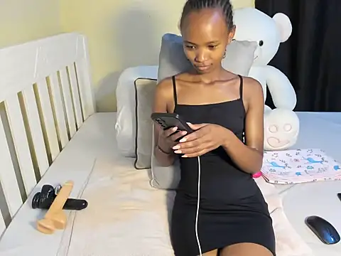 KendiLuxe online show from June 25, 2026, 6:02 pm