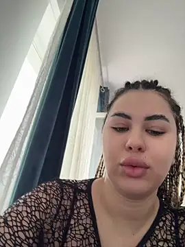 DaianaKimberly online show from July 1, 2026, 8:36 am