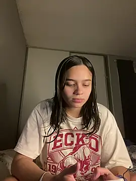 delilahraebaby online show from July 6, 2026, 7:04 am