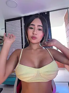 little liz  online show from June 18, 2026, 4:34 pm