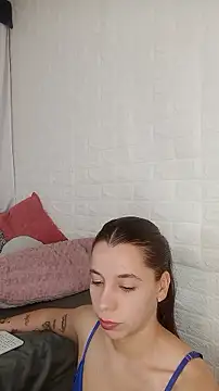 AprilRous online show from June 25, 2026, 3:59 am