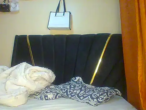 petite cuteass online show from June 23, 2026, 2:20 am