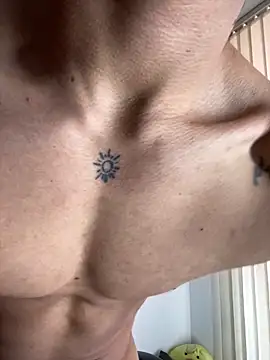 NelModel1 online show from June 18, 2026, 1:27 pm