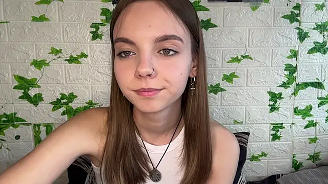 LisaPorse online show from June 25, 2026, 2:11 pm