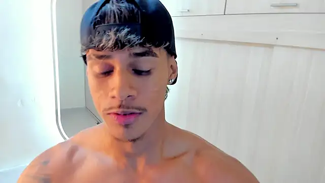 Joao da silva19 online show from July 10, 2026, 2:50 pm