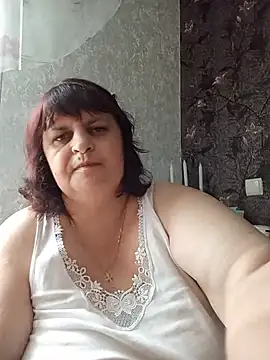 LisichkaOksana online show from June 17, 2026, 8:47 am