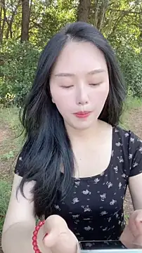 lylxili online show from June 27, 2026, 7:58 am