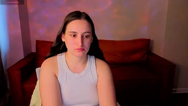 Elizabet Colllins online show from June 26, 2026, 1:11 am