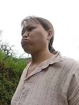 lya sexyy online show from June 18, 2026, 1:48 am