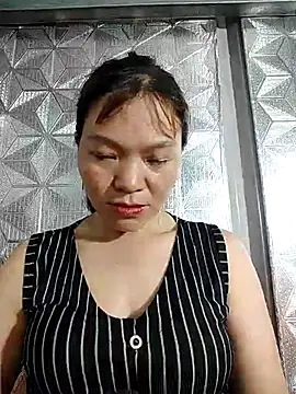 lya sexyy online show from June 14, 2026, 3:57 pm