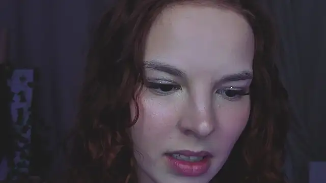 Snapshot of SinaHogsette chatting on June 28, 2026, 7:20 pm SinaHogsette online show from June 28, 2026, 7:20 pm
