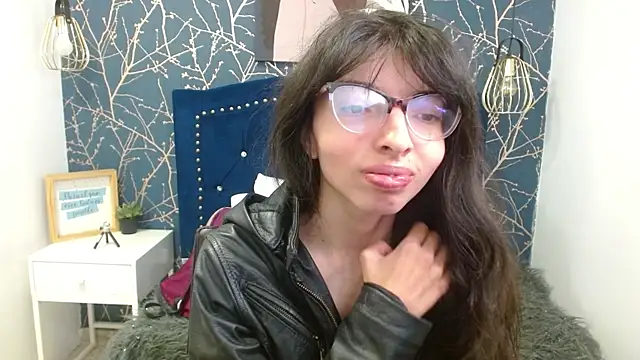 Allyshon  online show from June 9, 2026, 8:10 pm