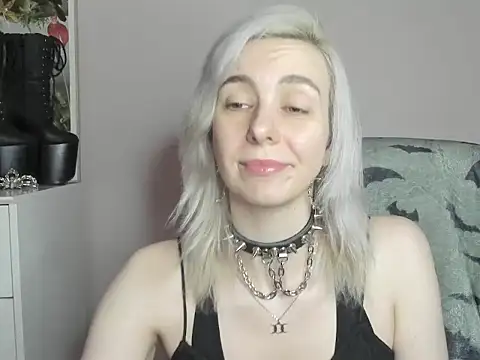 velvetanne online show from July 1, 2026, 6:36 am