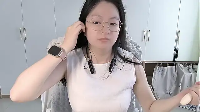Erya-369 online show from June 13, 2026, 1:14 am