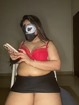 LioraWance online show from June 14, 2026, 6:42 pm