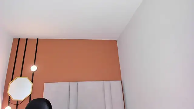 Mia boobs24 online show from June 14, 2026, 12:17 pm