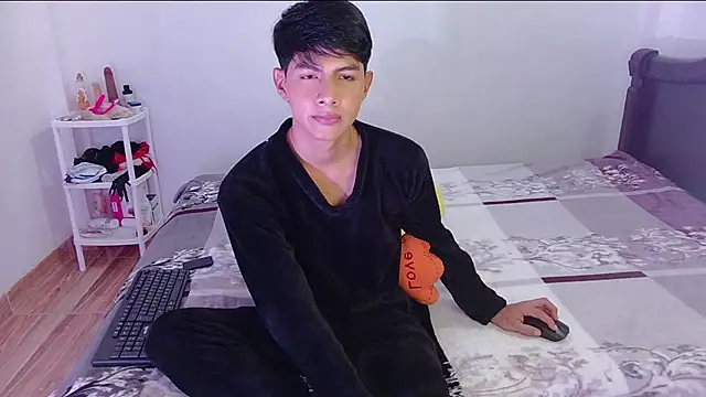 Snapshot of phuwin_bj chatting on July 9, 2026, 6:47 am phuwin bj online show from July 9, 2026, 6:47 am