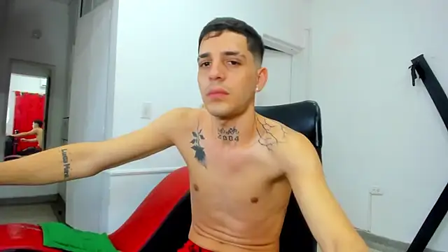 boy max latin online show from June 7, 2026, 10:26 pm