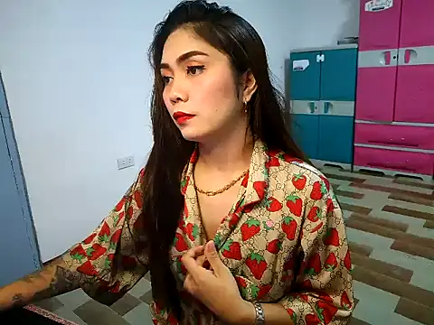 Sexynica online show from June 14, 2026, 2:40 pm