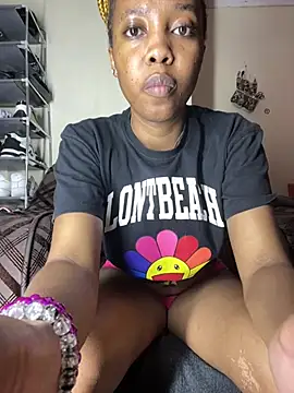 Sweet Linah1 online show from June 25, 2026, 2:33 pm