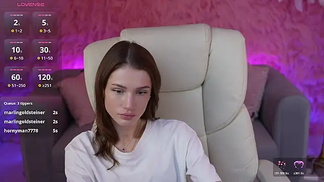SophiaDream  online show from June 11, 2026, 2:53 am