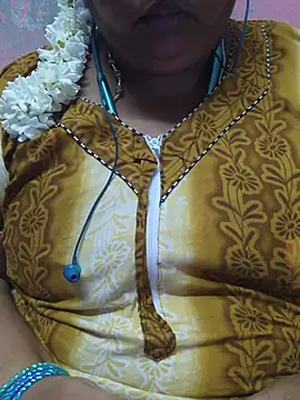 geetha431 online show from June 9, 2026, 6:31 pm