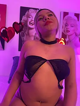 MiaBlonde1 online show from June 15, 2026, 11:10 am
