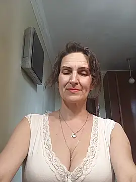 Snapshot of Alene_Lorrie chatting on May 26, 2026, 12:03 pm Alene Lorrie online show from May 26, 2026, 12:03 pm