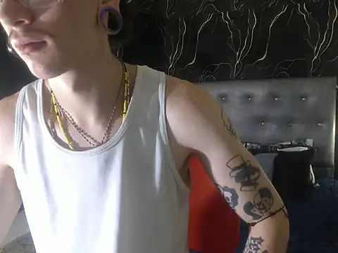 Ryan Owenss online show from June 19, 2026, 3:56 am