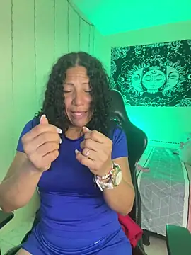 victorya milf online show from June 19, 2026, 7:30 pm