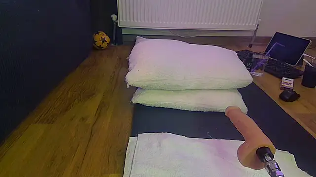 Balkan-Girl online show from June 26, 2026, 12:05 am