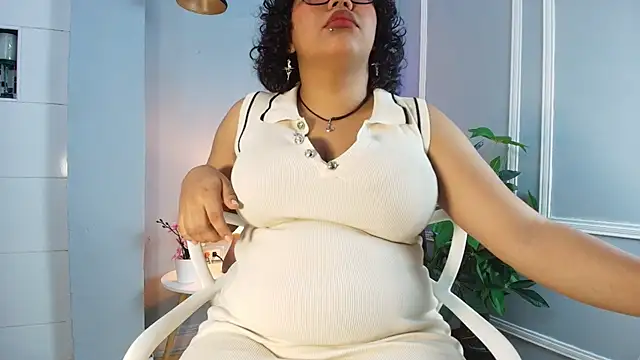 Kristal donne online show from June 24, 2026, 12:04 pm