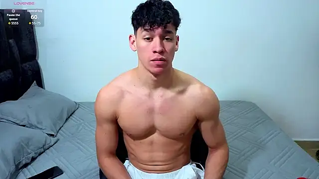 Luke Muscle online show from July 6, 2026, 11:07 pm