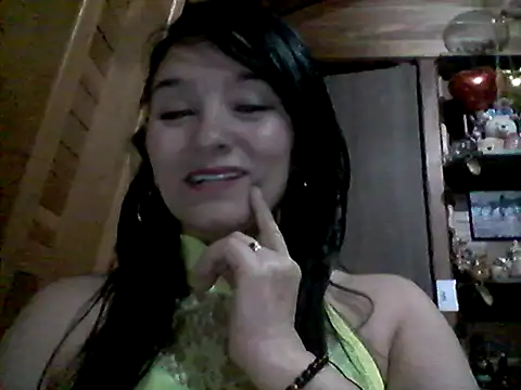 Anlly garcia002 online show from June 25, 2026, 5:12 am