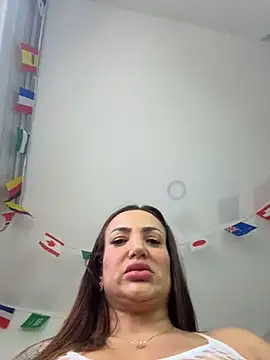 Snapshot of Michelle09_ chatting on July 1, 2026, 9:48 pm Michelle09 online show from July 1, 2026, 9:48 pm