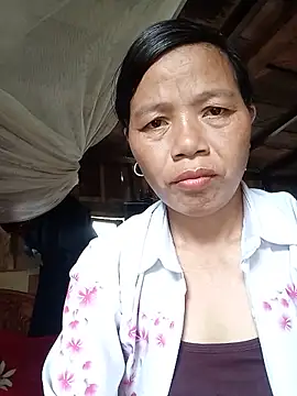 Snapshot of Elfledaa chatting on June 18, 2026, 9:25 am Elfledaa online show from June 18, 2026, 9:25 am