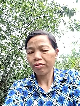 Snapshot of Elfledaa chatting on June 11, 2026, 6:21 am Elfledaa online show from June 11, 2026, 6:21 am