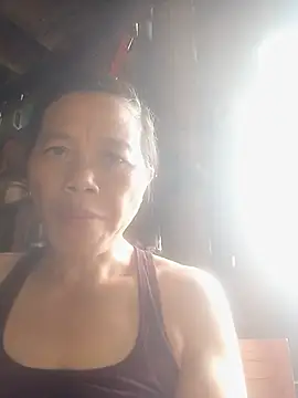 Snapshot of Elfledaa chatting on June 25, 2026, 6:29 am Elfledaa online show from June 25, 2026, 6:29 am
