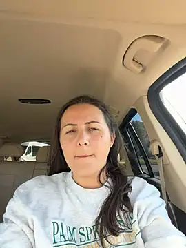 BrunetteNymph online show from June 12, 2026, 2:59 pm