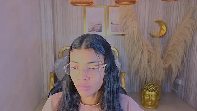 valentina gomez s online show from July 1, 2026, 12:38 pm