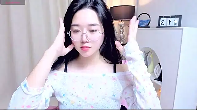miuu6868 online show from July 13, 2026, 2:11 am