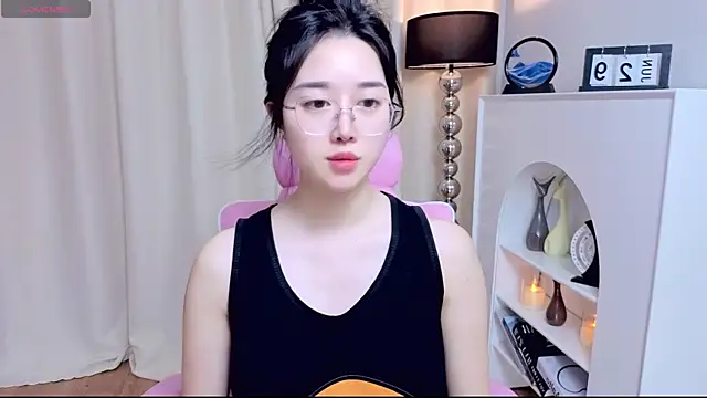 miuu6868 online show from June 29, 2026, 10:15 am