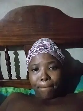 Snapshot of mommysmiley1234 chatting on June 26, 2026, 10:15 pm mommysmiley1234 online show from June 26, 2026, 10:15 pm