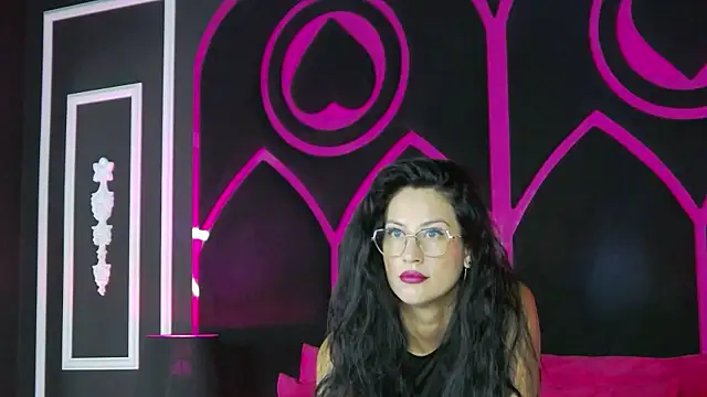 Areina online show from July 12, 2026, 4:35 am