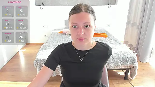 Kitkatvel online show from June 26, 2026, 5:35 am